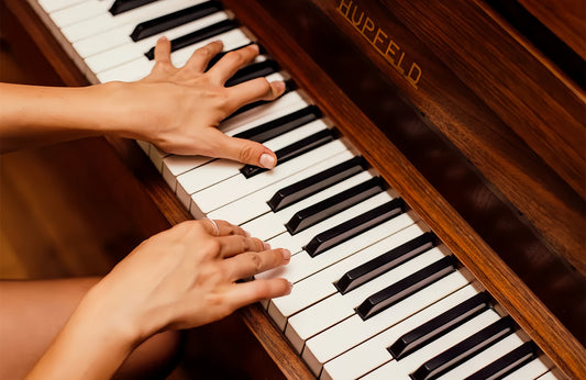 Mastering Legato Technique: Essential Tips for Piano Players