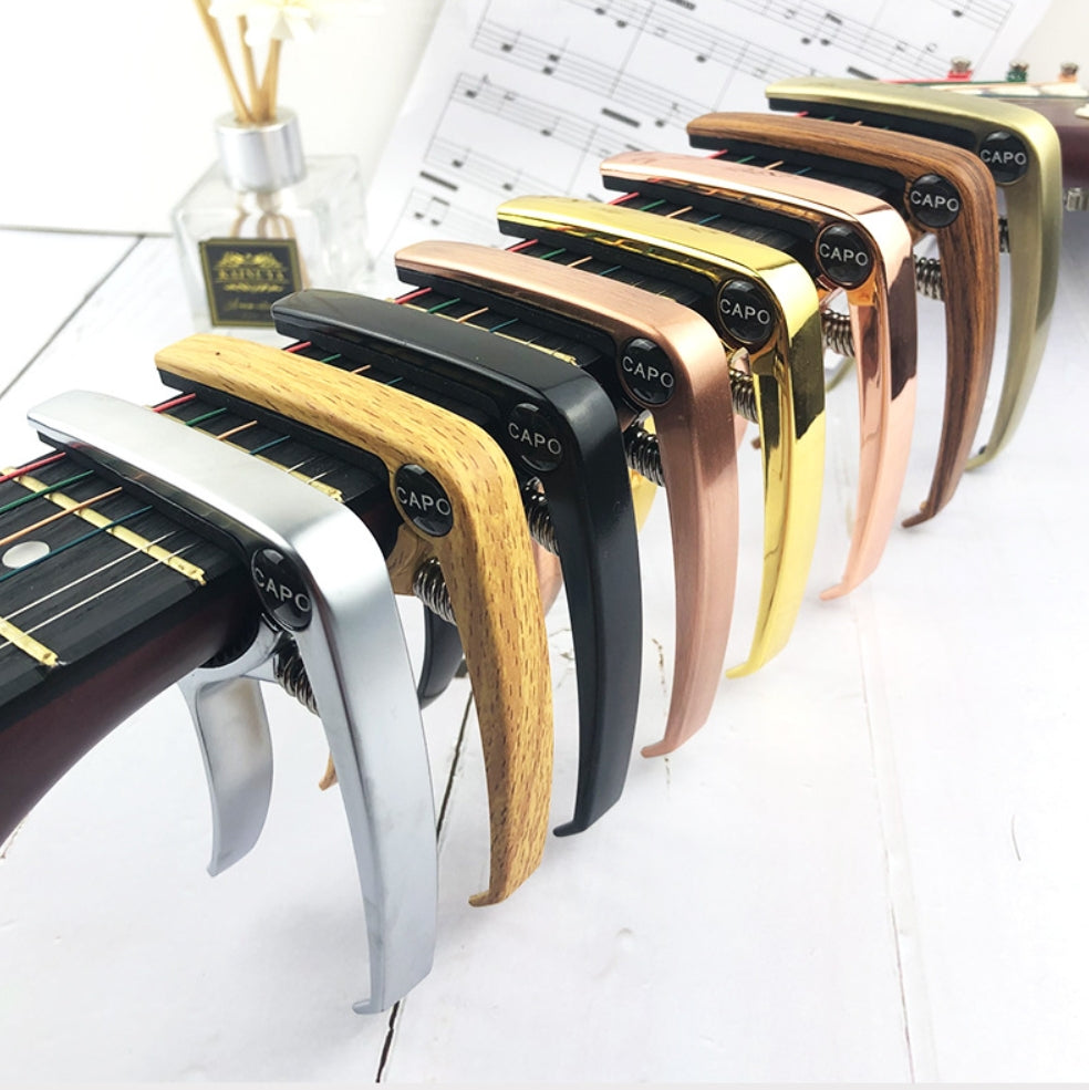 Capo de guitarra de aleación de zinc de alta calidad, guitarra eléctrica folk, accesorio de doble uso (color madera clara)